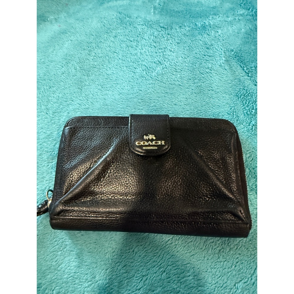 Coach‎ Black Pebbled Leather Zip Around Wristlet Wallet Gold Hardware Large